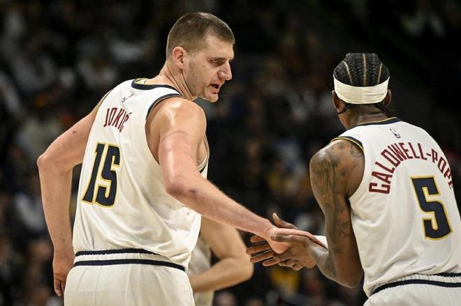 制造威胁 制造威胁