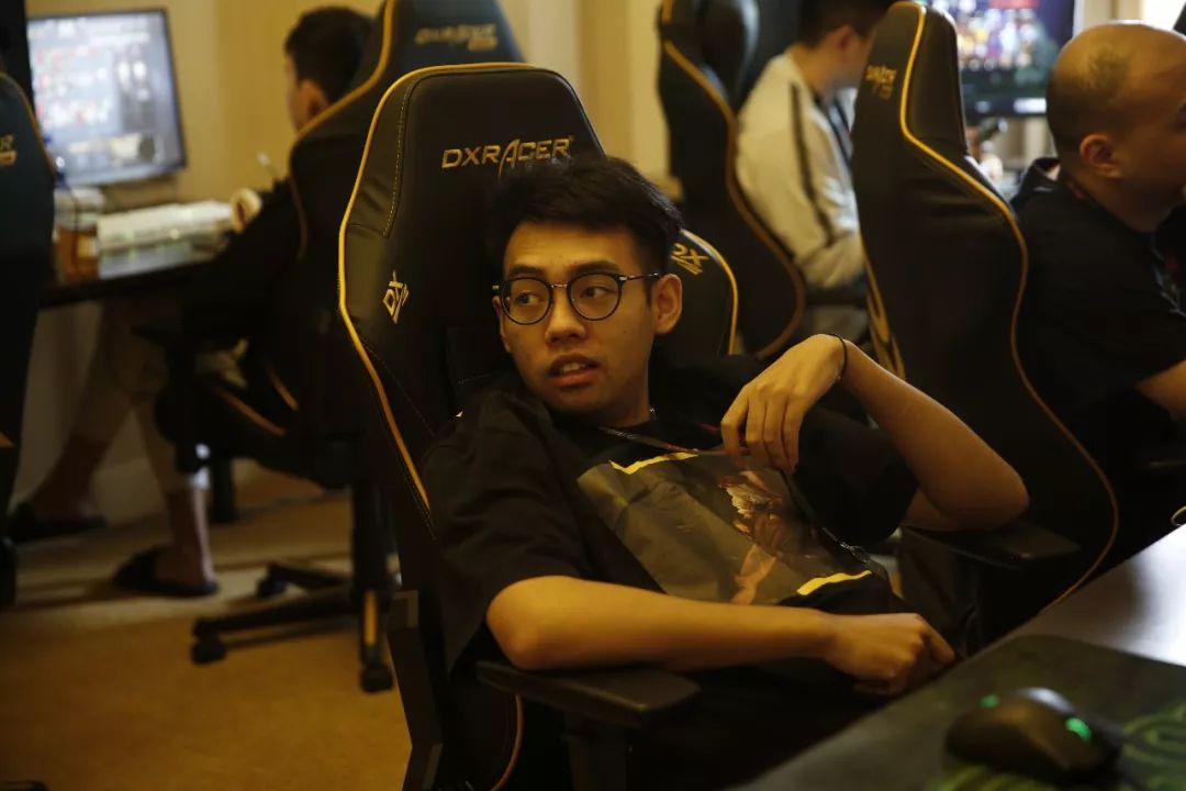 以下克上 以下克上