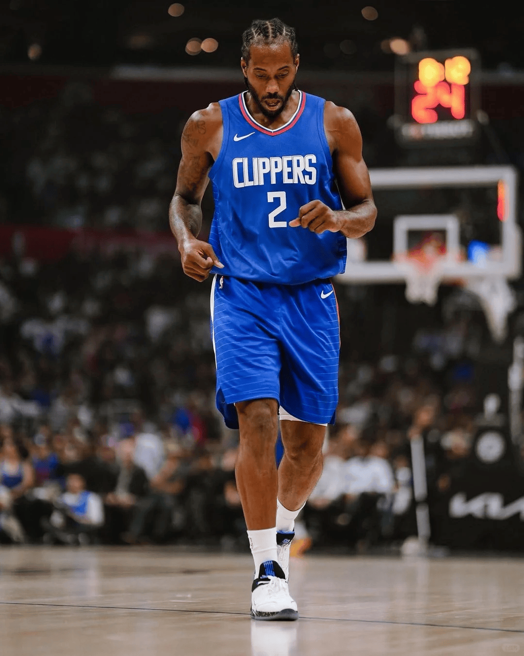 四射一内拉 四射一内拉